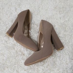 **SOLD**Chunky Heel